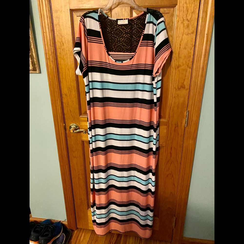 Stripped Maxi Dress